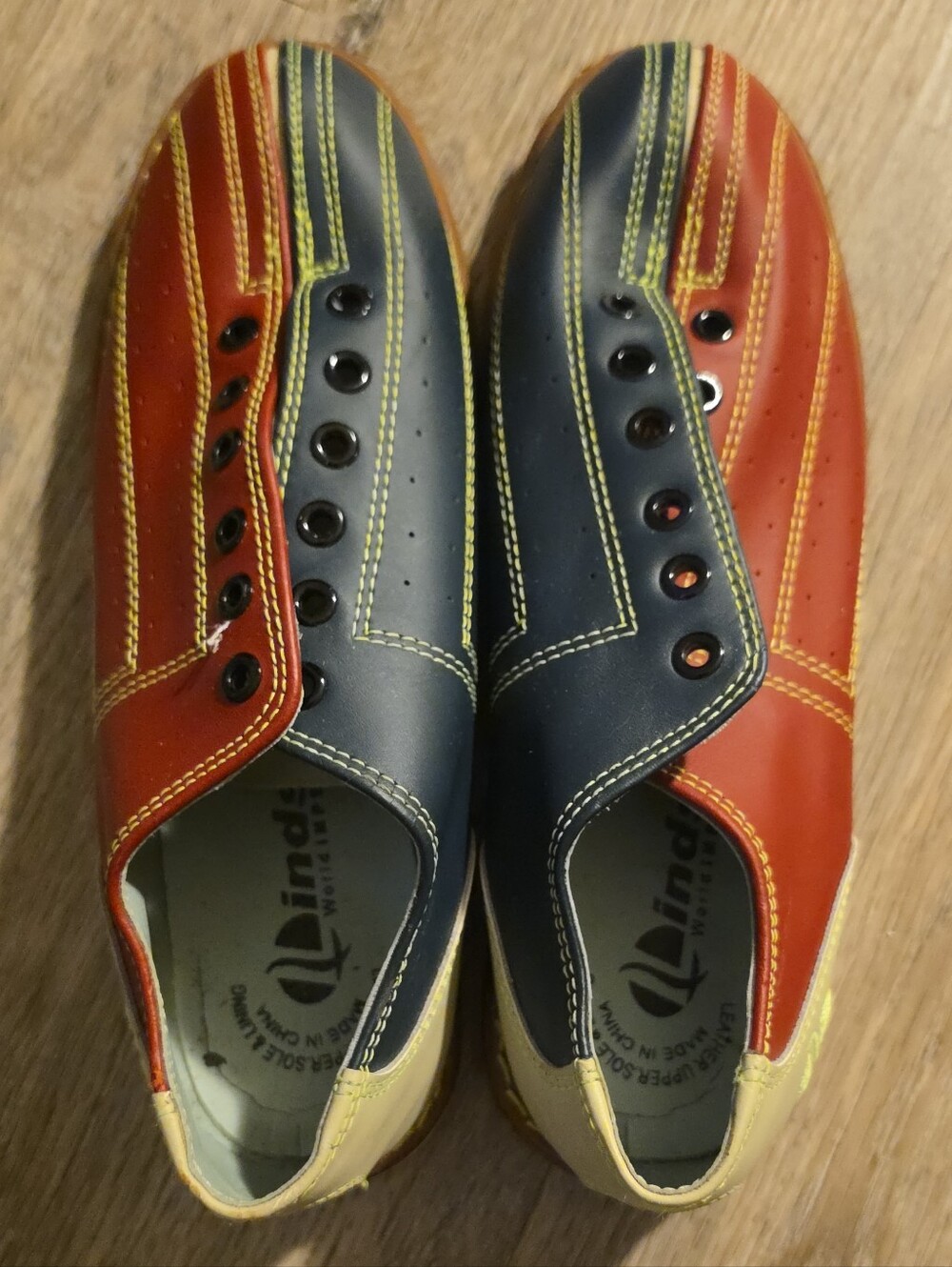 Lindi Casual Men's Red & Navy Slip-On Bowlimg Shoes
